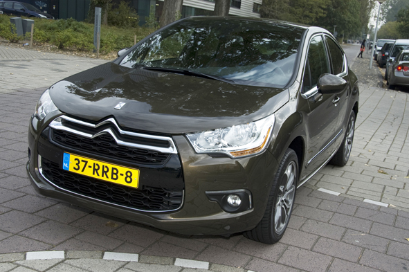 Autotest Citroën DS4 160 HDi Autotest Citroën DS4 160 HDi
