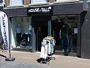 Pop up shop voor lange mensen in Heerenveen